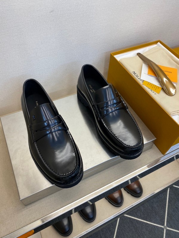 LVT shoes