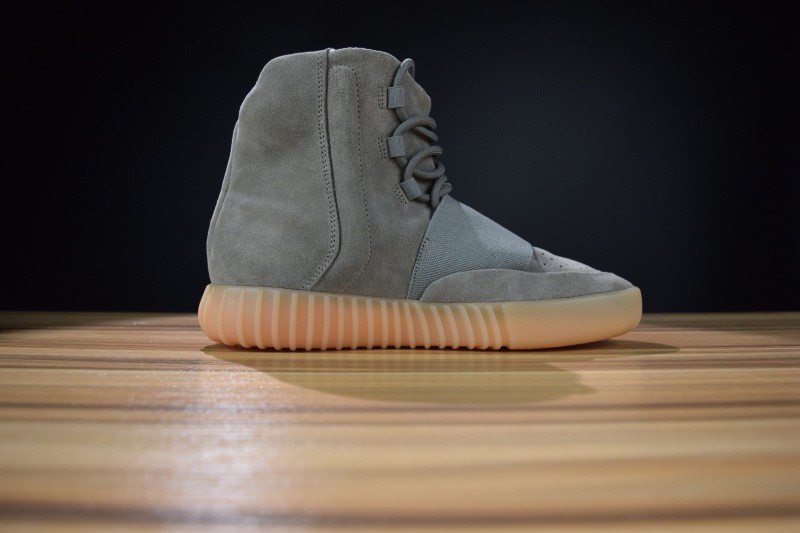 ADIDAS YEEZY BOOST 750 'GREY GUM' BB1840