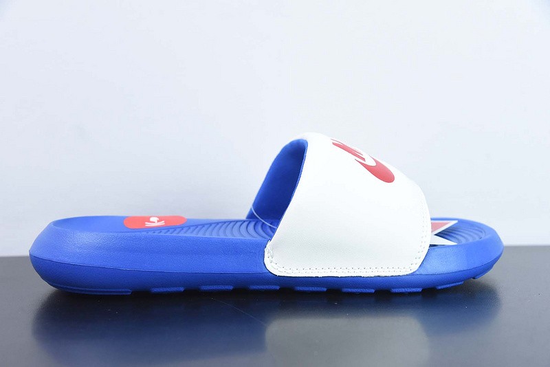 Nike SANDALS