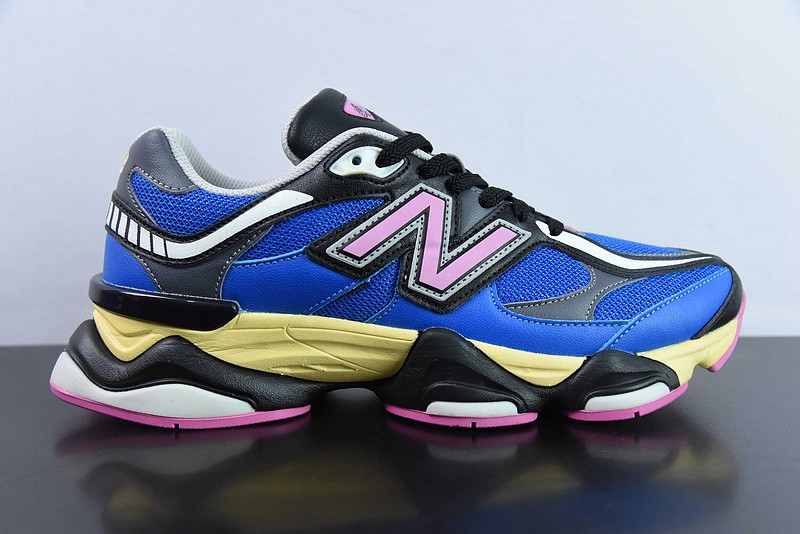 NEW BALANCE SNEAKER