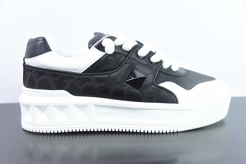 Valentino Sneaker