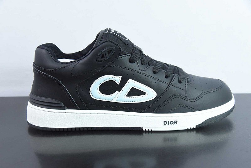 DIO* SNEAKER