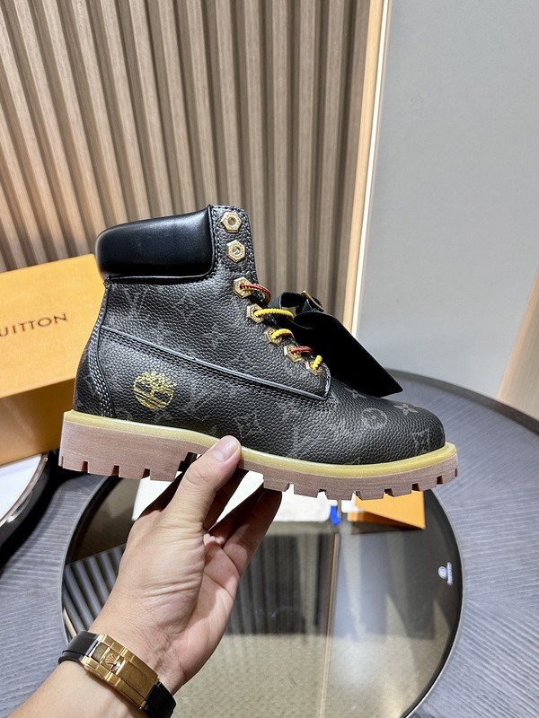 LVT BOOTS