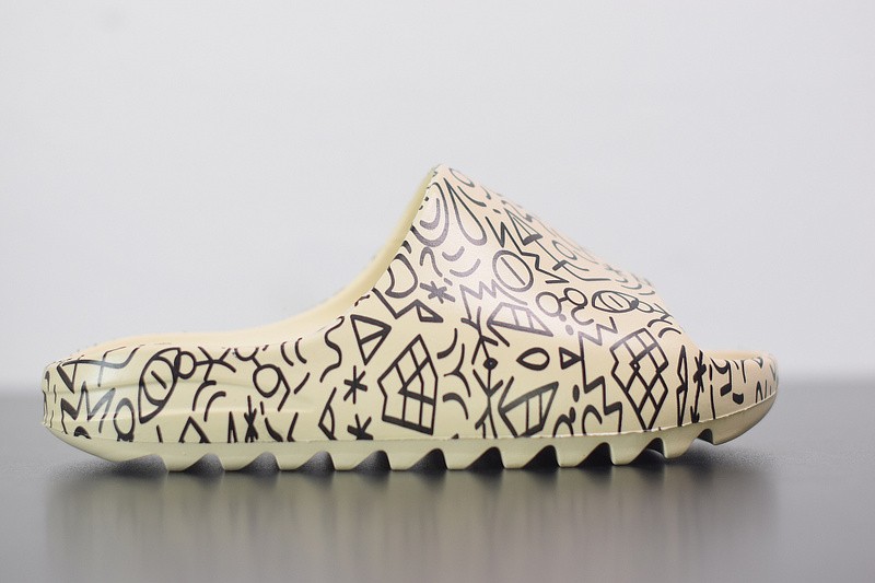 ADIDAS YEEZY SLIDE FW6348
