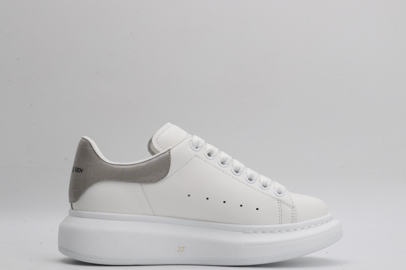 AlexER McEEN SNEAKERS