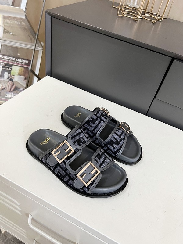 FENDI SLIDE