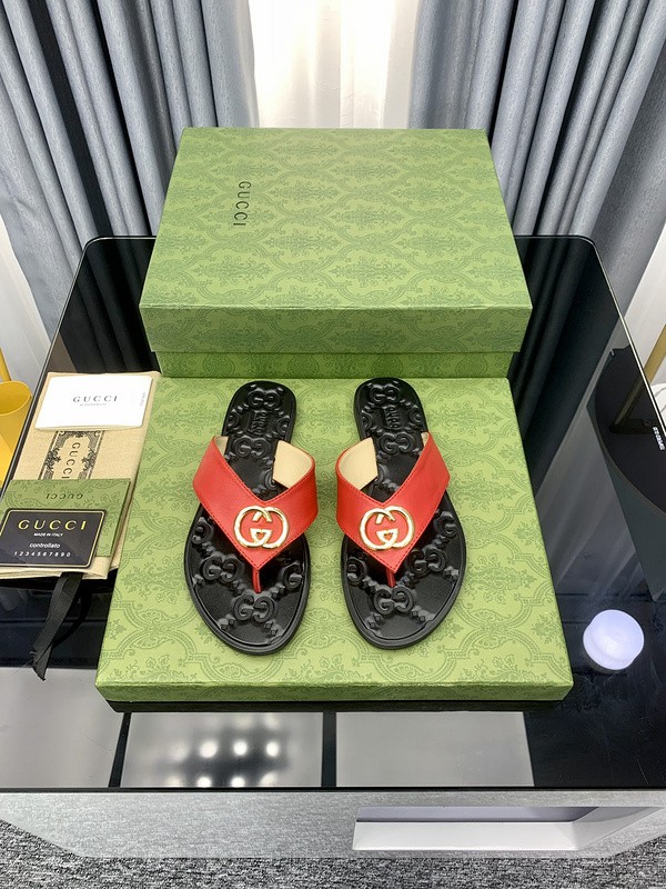 GUCCI SANDALS
