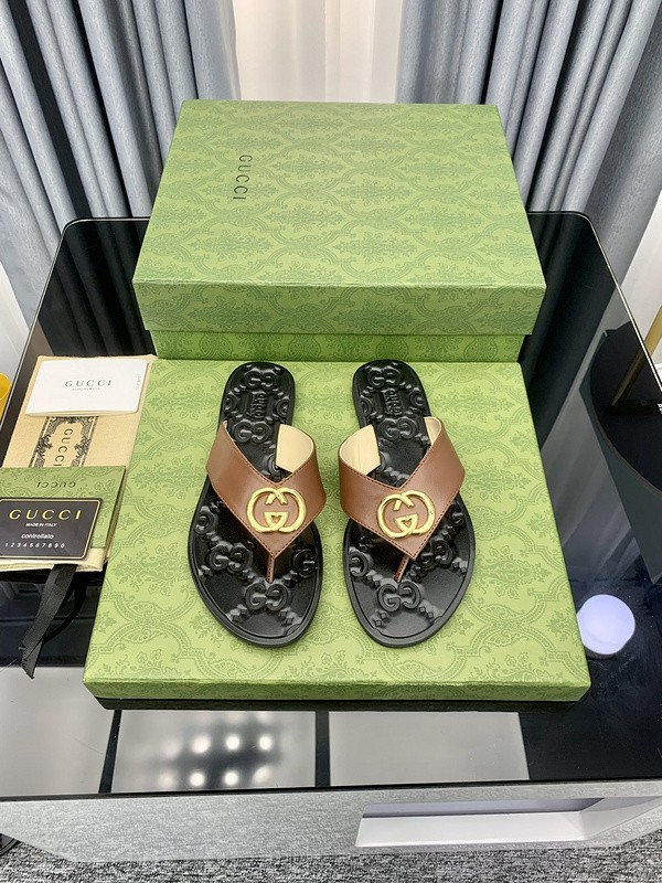 GUCCI SANDALS