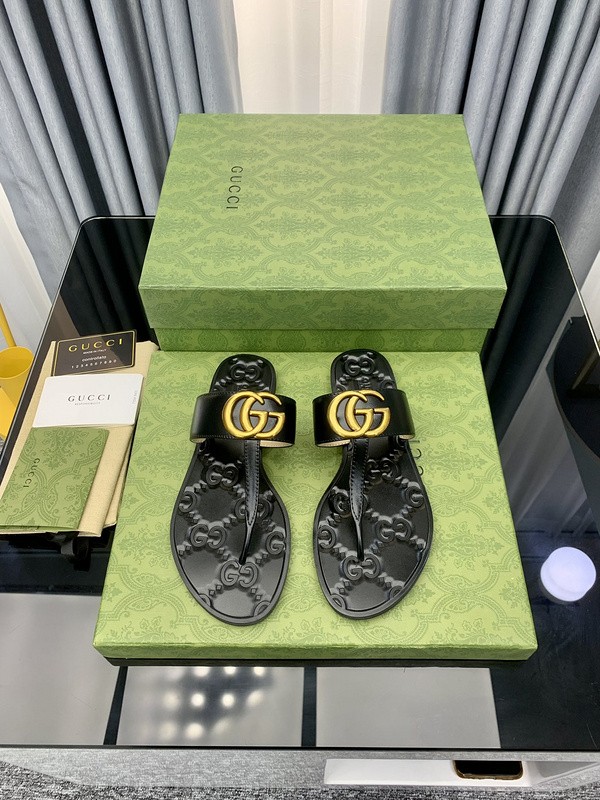 GUCCI SANDALS