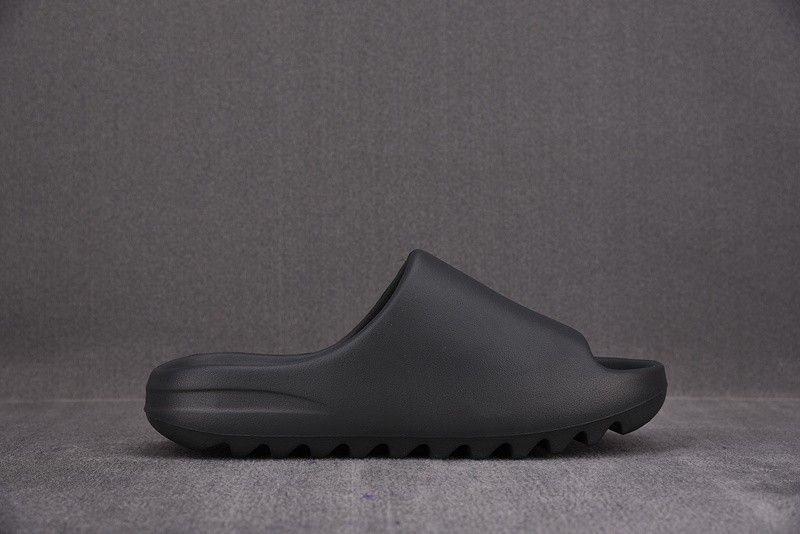 ADIDAS YEEZY SLIDES "ONYX‘ HQ6448