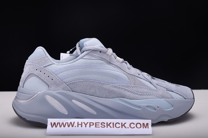 ADIDAS YEEZY BOOST 700 V2 “HOSPITAL BLUE” FV8424