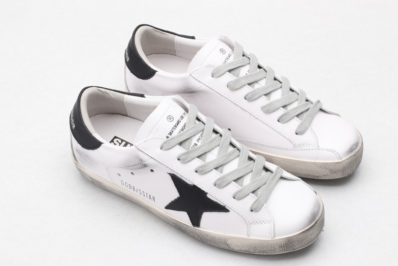 GGDB SNEAKER
