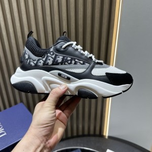 DIOR B22 Sneakers