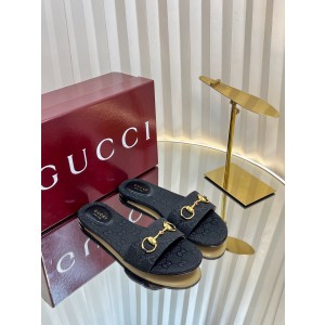 GUCCI SANDALS