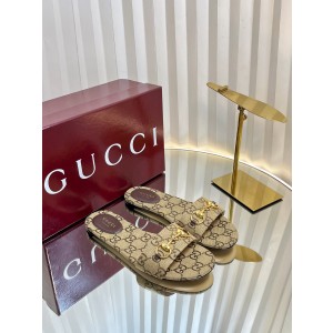 GUCCI SANDALS