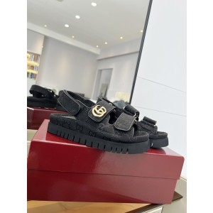 GUCCI SANDALS