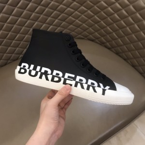 Burberry Sneaker