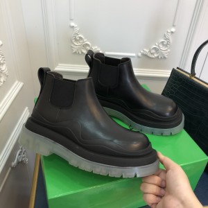 BOTTEGA VENETA SNEAKER