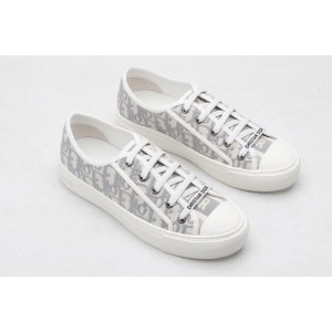 DIO* X CONVERSE SNEAKER