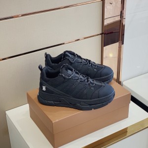 Burberry Sneaker