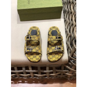 GUCCI SANDALS