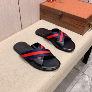 GUCCI SANDALS