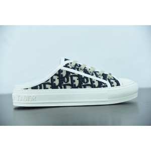 CHRISTIAN DIO*  J'ADIOR X CONVERSE SNEAKER