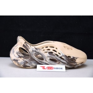 YEEZY FOAM RUNNR "MX CREAM CLAY" GX8774