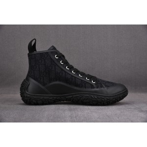 DIO* SNEAKER