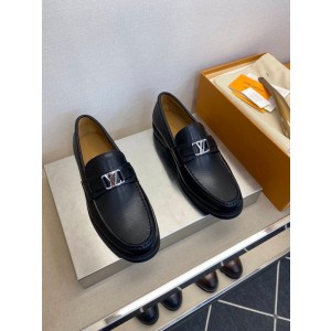 LVT shoes
