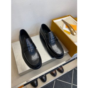 LVT shoes