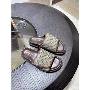 GUCCI SANDALS