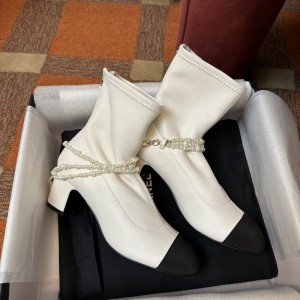 Chanel Sneaker