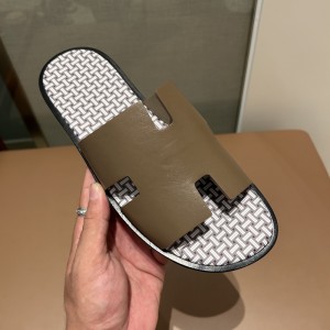 HERMES SLIDE