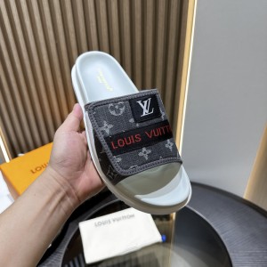 LVT SANDALS