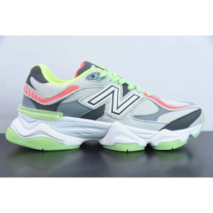 NEW BALANCE SNEAKER