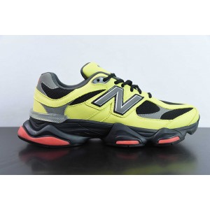 NEW BALANCE SNEAKER