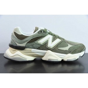 NEW BALANCE SNEAKER