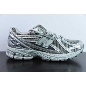 NEW BALANCE SNEAKER