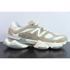 NEW BALANCE SNEAKER