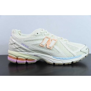NEW BALANCE SNEAKER