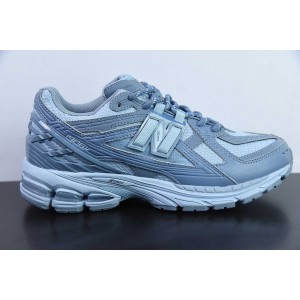 NEW BALANCE SNEAKER