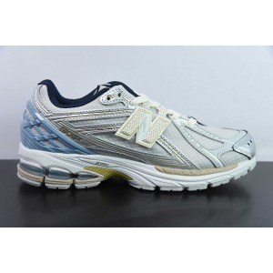 NEW BALANCE SNEAKER