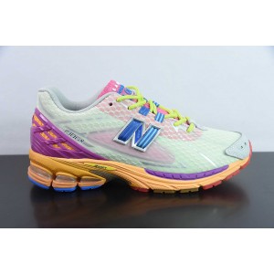NEW BALANCE SNEAKER