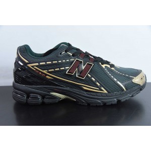 NEW BALANCE SNEAKER