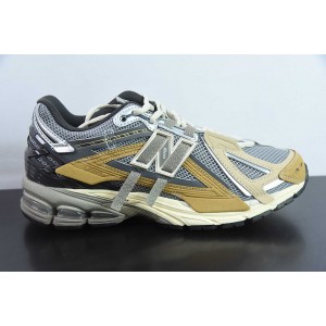 NEW BALANCE SNEAKER