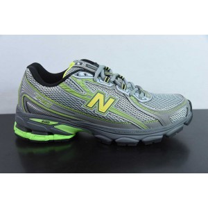 NEW BALANCE SNEAKER