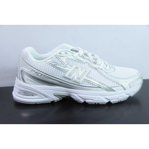 NEW BALANCE SNEAKER