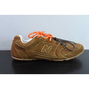 NEW BALANCE X MIUMIU SNEAKER