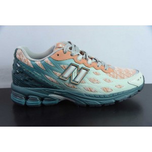 NEW BALANCE SNEAKER